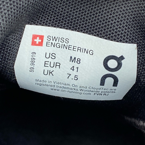 ON Running Cloud 5 Black White Lifestyle Shoe Men’s Sneaker Size 8 - Picture 12 of 12